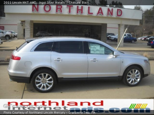 2011 Lincoln MKT AWD in Ingot Silver Metallic