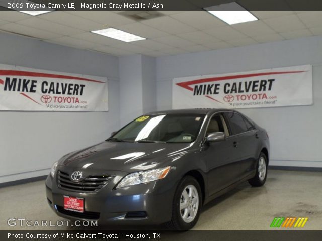 2009 Toyota Camry LE in Magnetic Gray Metallic