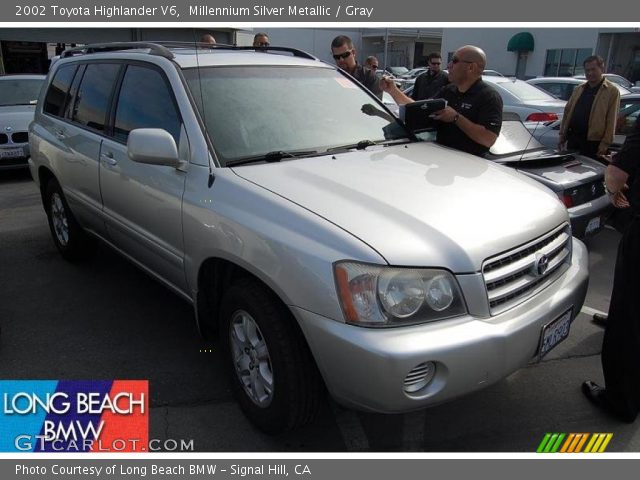2002 Toyota Highlander V6 in Millennium Silver Metallic