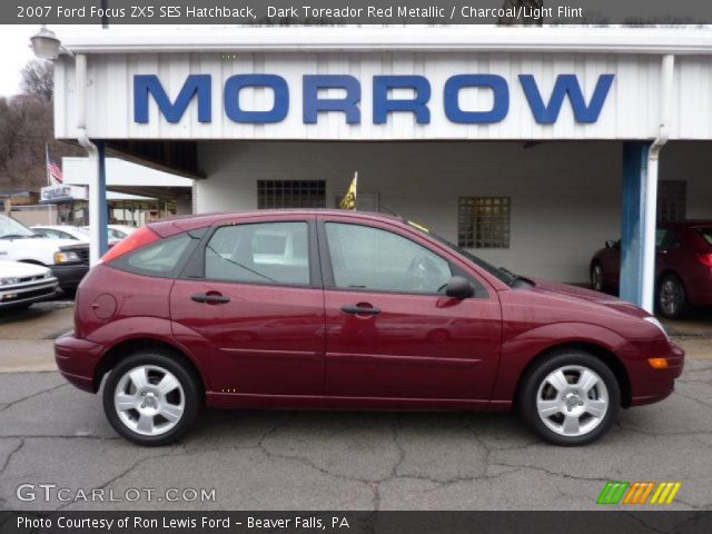 2007 Ford Focus ZX5 SES Hatchback in Dark Toreador Red Metallic
