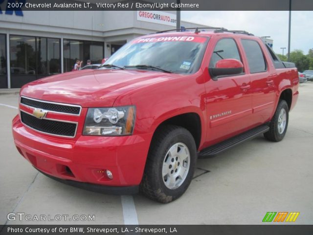 2007 Chevrolet Avalanche LT in Victory Red