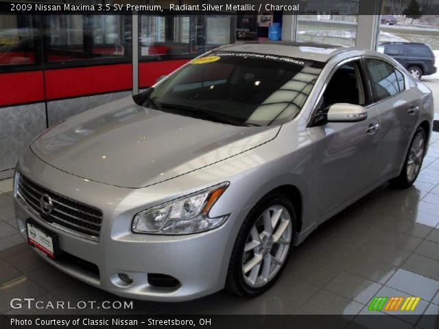 2009 Nissan Maxima 3.5 SV Premium in Radiant Silver Metallic