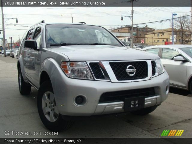 2008 Nissan Pathfinder S 4x4 in Silver Lightning