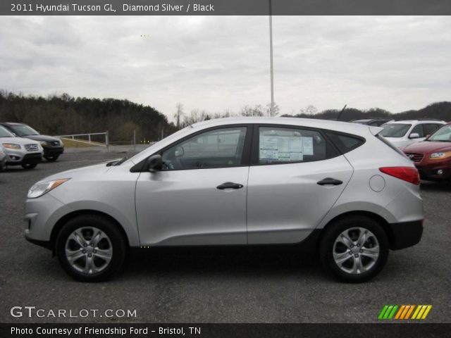 2011 Hyundai Tucson GL in Diamond Silver