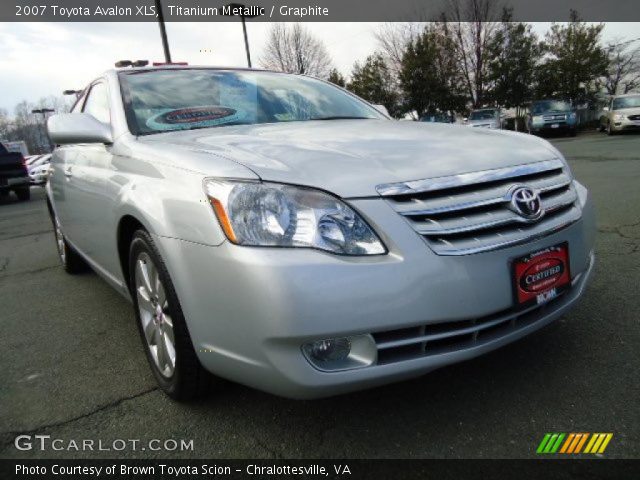 2007 Toyota Avalon XLS in Titanium Metallic
