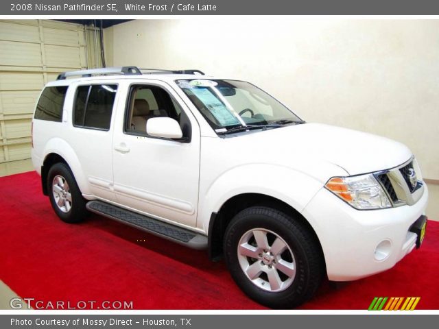 2008 Nissan Pathfinder SE in White Frost