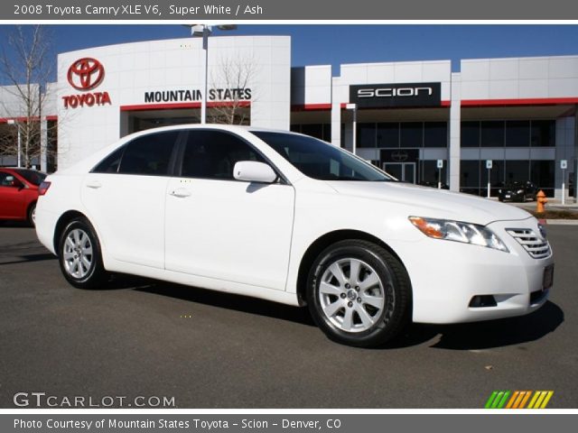 2008 Toyota Camry XLE V6 in Super White