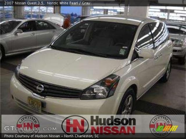 2007 Nissan Quest 3.5 in Nordic White Pearl