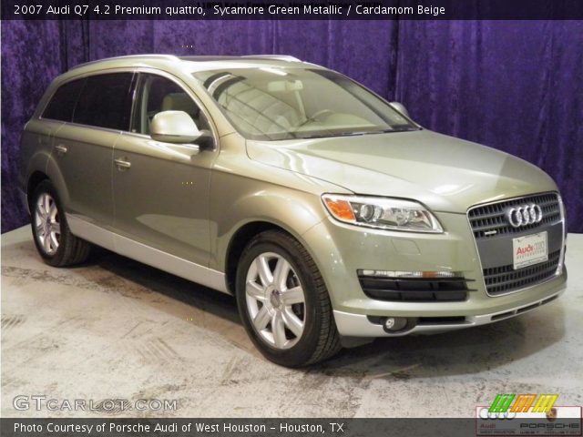 2007 Audi Q7 4.2 Premium quattro in Sycamore Green Metallic
