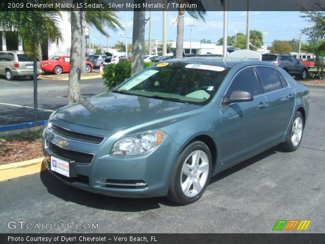 2009 Chevrolet Malibu LS Sedan in Silver Moss Metallic