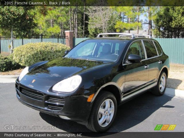 2005 Porsche Cayenne S in Black