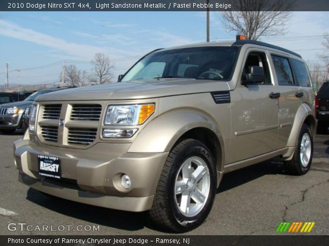 2010 Dodge Nitro SXT 4x4 in Light Sandstone Metallic