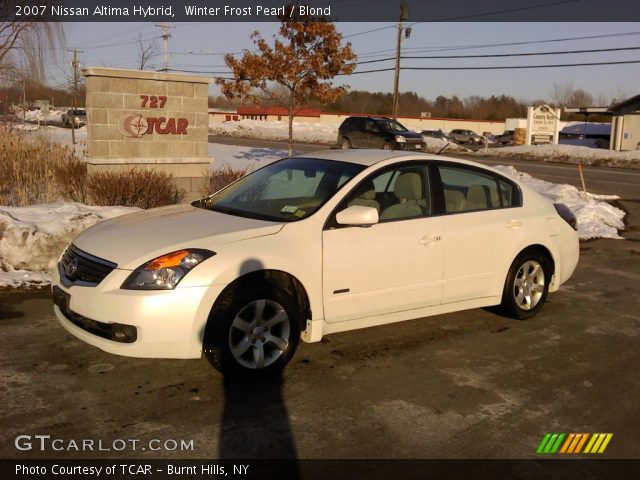 2007 Nissan Altima Hybrid in Winter Frost Pearl