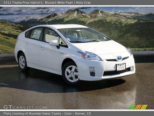 2011 Toyota Prius Hybrid II in Blizzard White Pearl