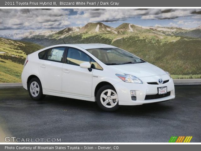 2011 Toyota Prius Hybrid III in Blizzard White Pearl