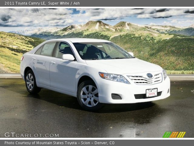 2011 Toyota Camry LE in Super White