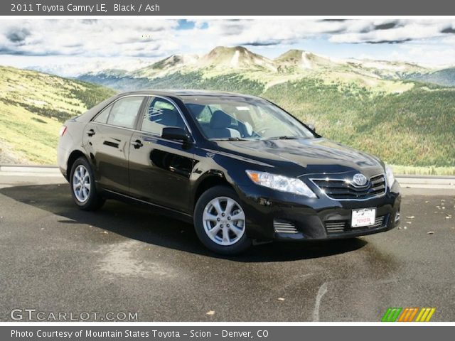 2011 Toyota Camry LE in Black