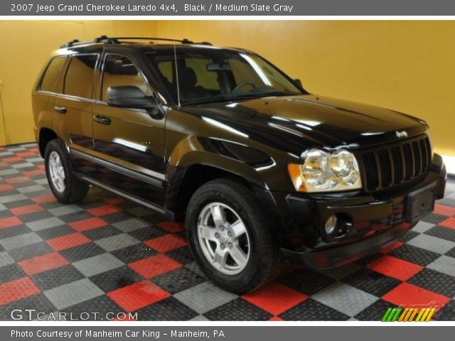 2007 Jeep Grand Cherokee Laredo 4x4 in Black