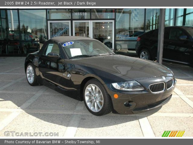 2005 BMW Z4 2.5i Roadster in Jet Black