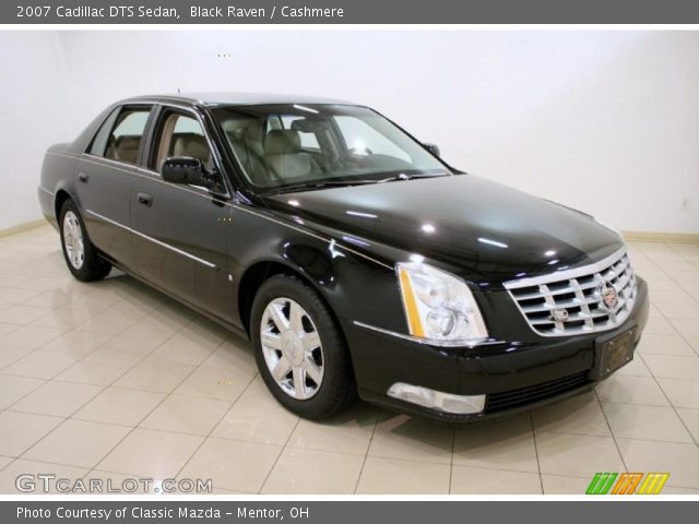 2007 Cadillac DTS Sedan in Black Raven