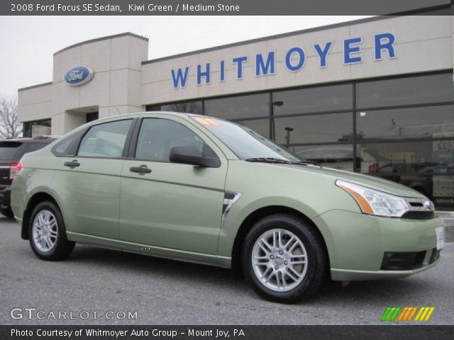 2008 Ford Focus SE Sedan in Kiwi Green