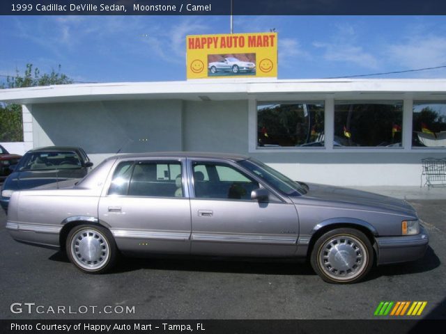 1999 Cadillac DeVille Sedan in Moonstone