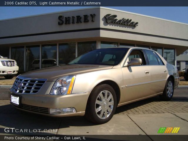 2006 Cadillac DTS  in Light Cashmere Metallic