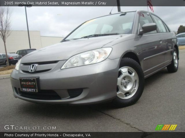 2005 Honda Civic Hybrid Sedan in Magnesium Metallic