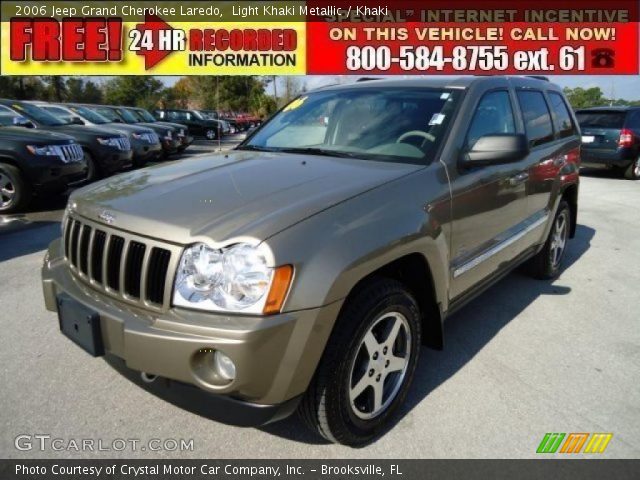 2006 Jeep Grand Cherokee Laredo in Light Khaki Metallic