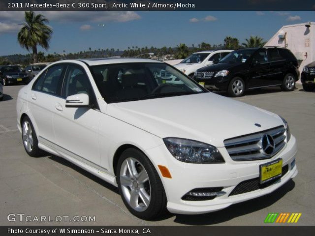 2011 Mercedes-Benz C 300 Sport in Arctic White