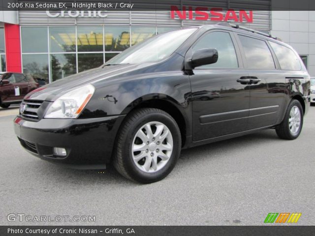 2006 Kia Sedona EX in Midnight Black