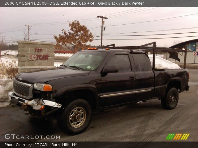 2006 GMC Sierra 2500HD SLE Extended Cab 4x4 in Onyx Black