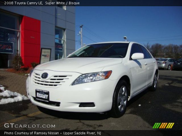 2008 Toyota Camry LE in Super White