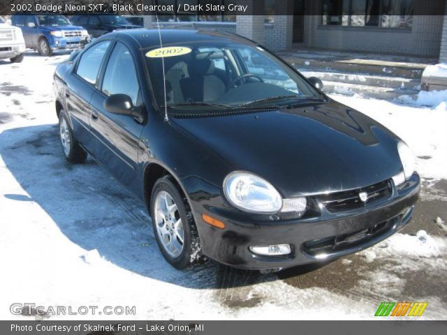 2002 Dodge Neon SXT in Black Clearcoat
