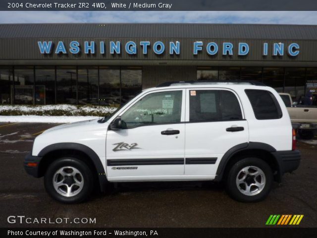 2004 Chevrolet Tracker ZR2 4WD in White