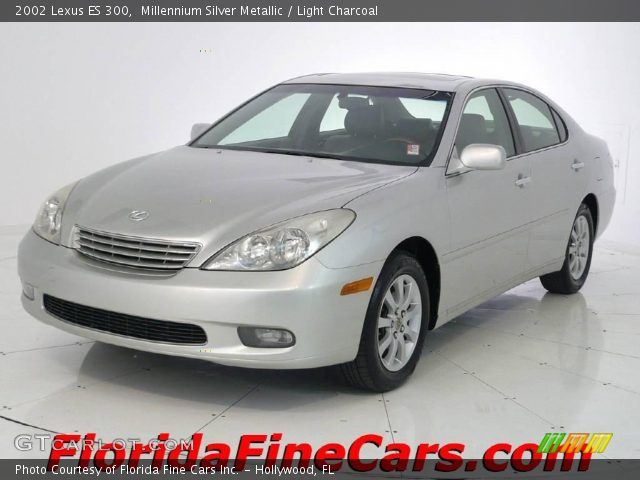 2002 Lexus ES 300 in Millennium Silver Metallic