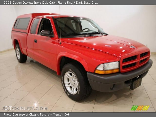 2003 Dodge Dakota Sport Club Cab in Flame Red
