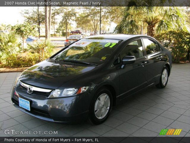 2007 Honda Civic Hybrid Sedan in Magnetic Pearl