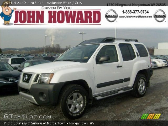 2011 Nissan Xterra S 4x4 in Avalanche White