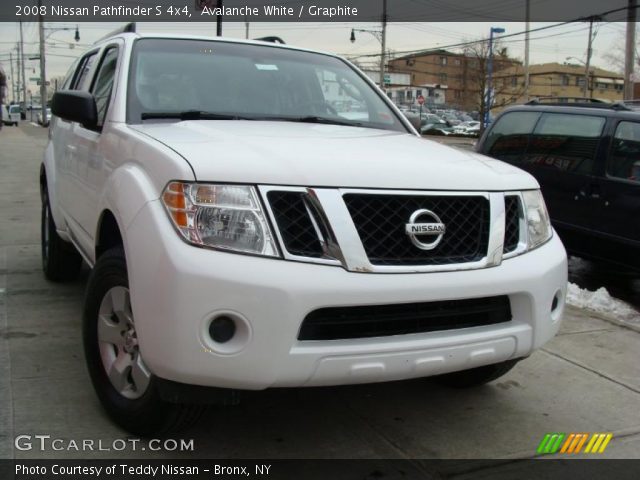 2008 Nissan Pathfinder S 4x4 in Avalanche White