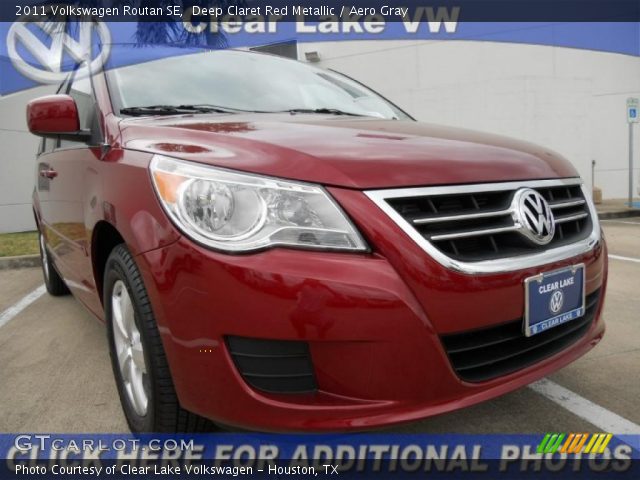 2011 Volkswagen Routan SE in Deep Claret Red Metallic