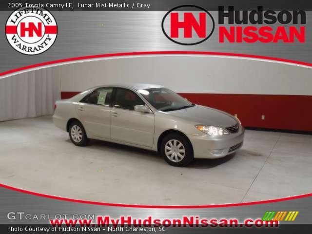 2005 Toyota Camry LE in Lunar Mist Metallic