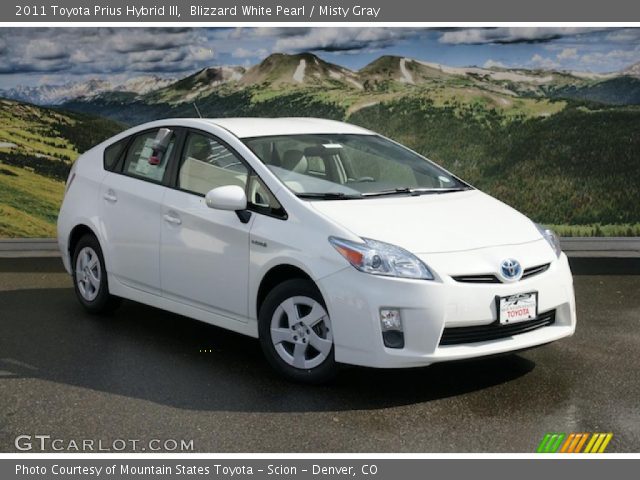2011 Toyota Prius Hybrid III in Blizzard White Pearl