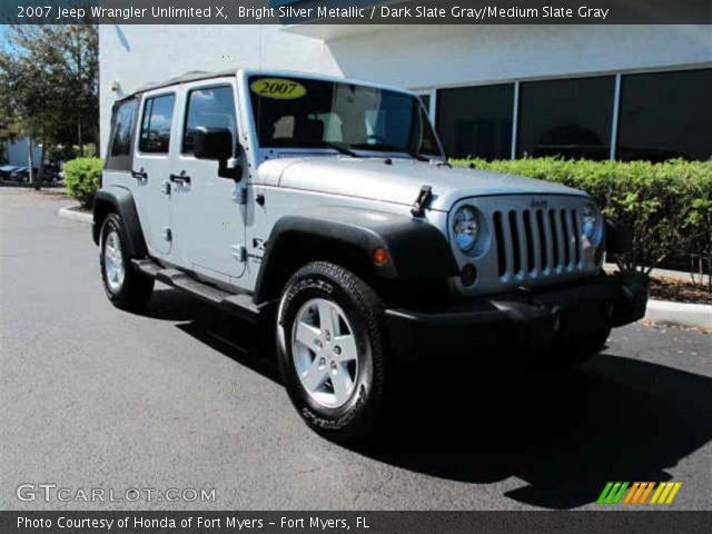 2007 Jeep Wrangler Unlimited X in Bright Silver Metallic