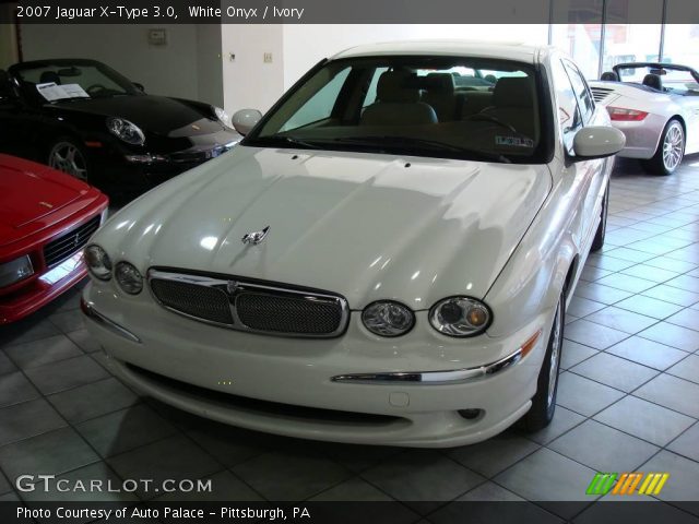 2007 Jaguar X-Type 3.0 in White Onyx
