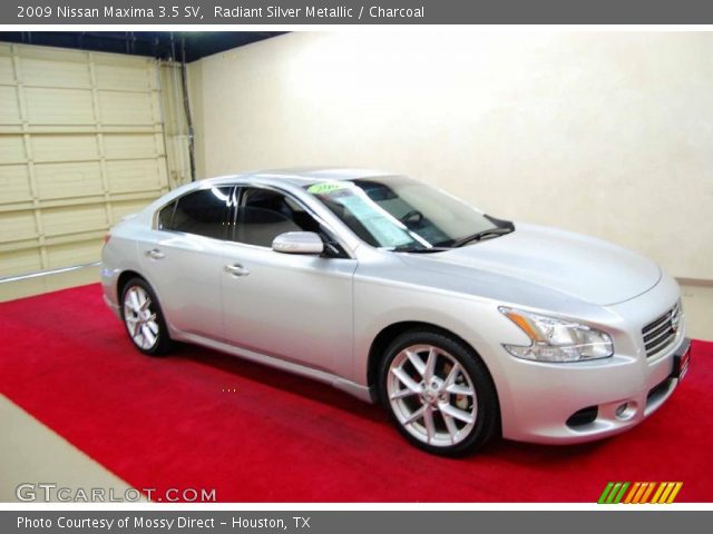 2009 Nissan Maxima 3.5 SV in Radiant Silver Metallic
