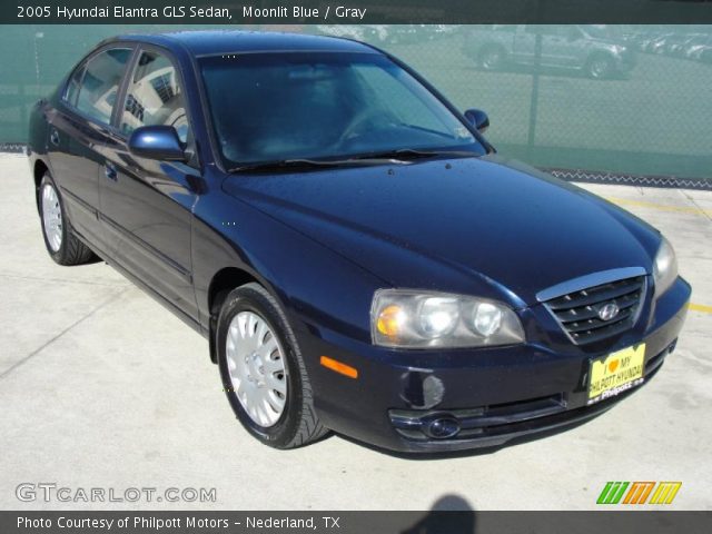 2005 Hyundai Elantra GLS Sedan in Moonlit Blue