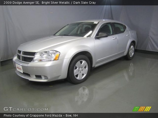 2009 Dodge Avenger SE in Bright Silver Metallic