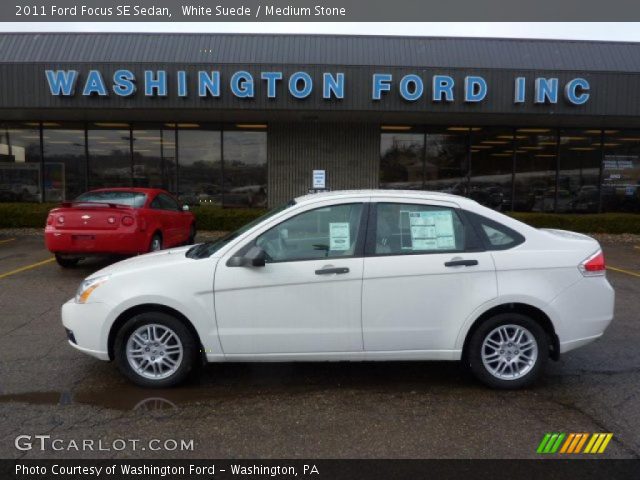 2011 Ford Focus SE Sedan in White Suede