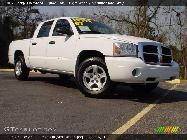 2007 Dodge Dakota SLT Quad Cab in Bright White